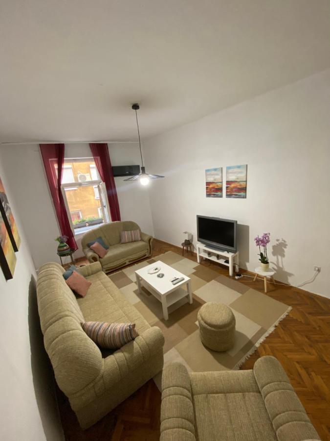 Nf'S Home Lovely Apartment In Heart Of Sarajevo Exterior foto